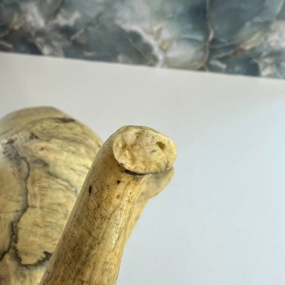 Vintage Crushed Oyster Shell Elephant Figurine 11"x 13" - Picture 6 of 15